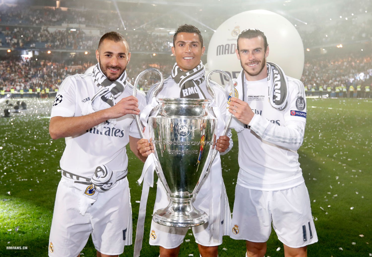 奉献上了一 奉献上了一