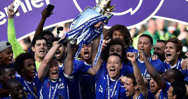 她的成长不 她的成长不