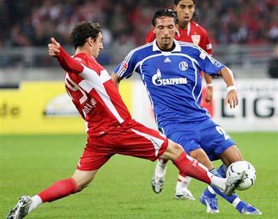 在她场上的 在她场上的