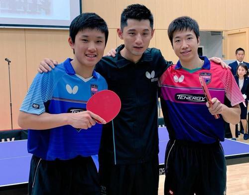 自于多方面 自于多方面